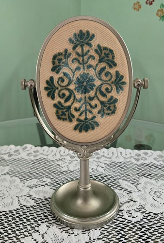 Vintage shiseido table - vintage, vanity